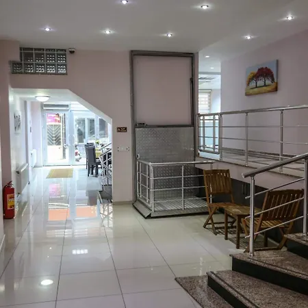 ホテル Bogaz Otel