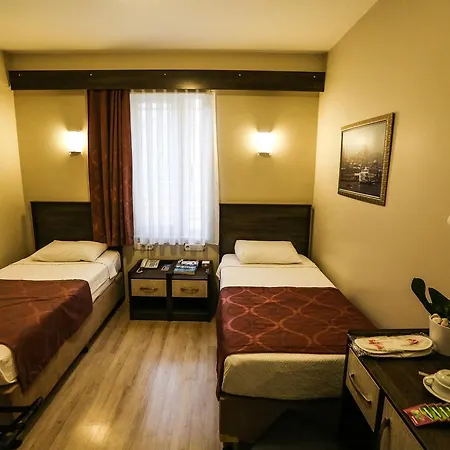 Bogaz Otel ホテル 2*